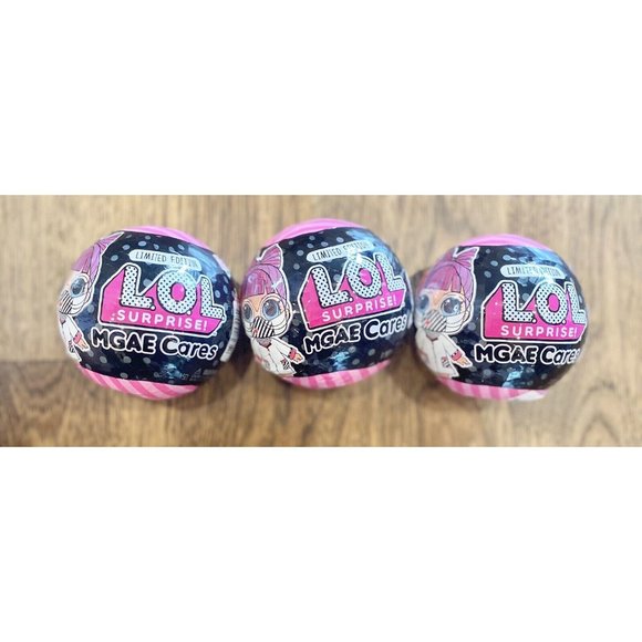 3x LOL Surprise Limited Edition MGAE Care FrontLine Hero - Picture 3 of 3